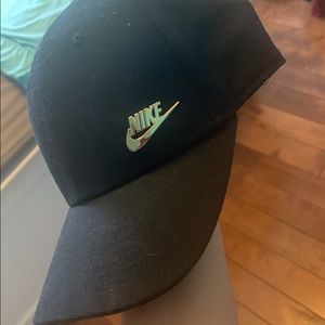 Nike hat woman’s